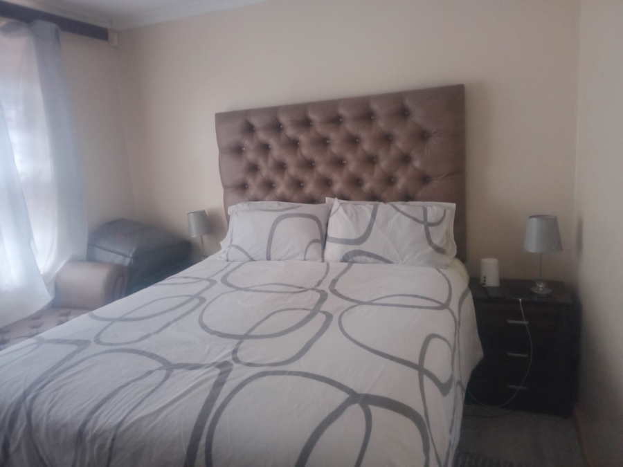 2 Bedroom Property for Sale in Motherwell Nu 5 Eastern Cape